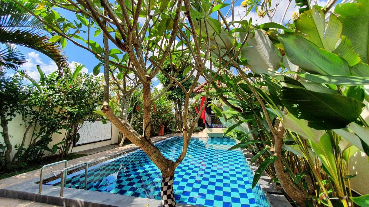 Private Pool Villa Sawah Sewon Yogyakarta Luaran gambar